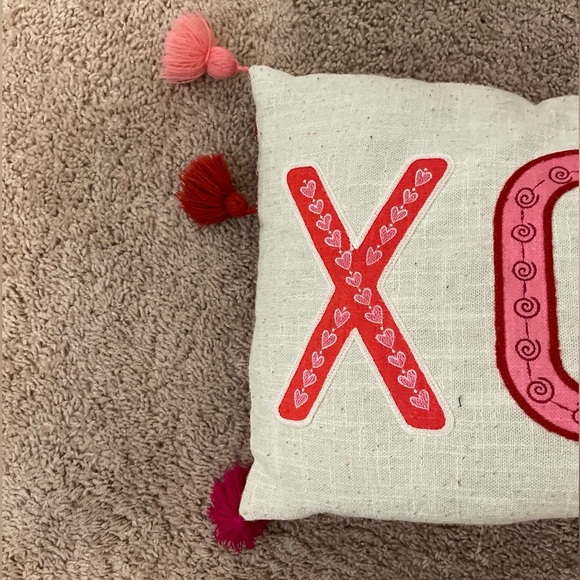 XOXO Decorative Pillow with Red and Pink Accents and tassels -OS - Picture 3 of 5